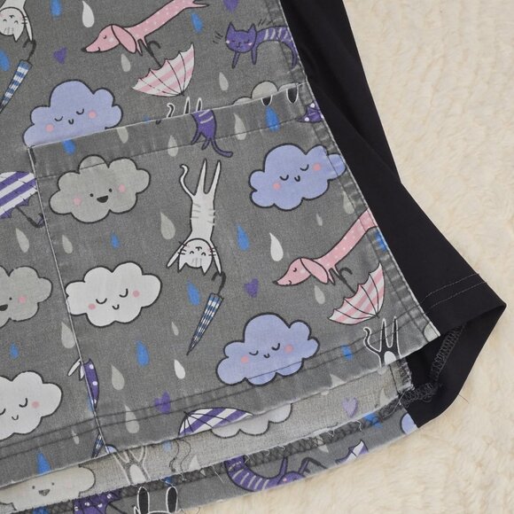 Rainy Day Scrub Top womens size L Large clouds dogs cats grey purple black - Picture 3 of 5